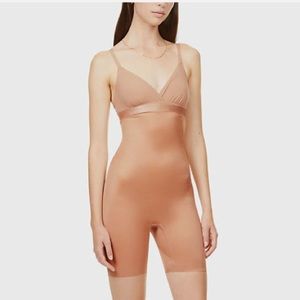 SKIMS Barely There Ultra-Light Mid-Thigh Shorts in Clay Small